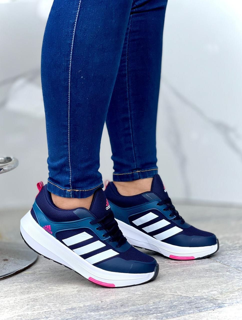 Tenis Adidas Duramo